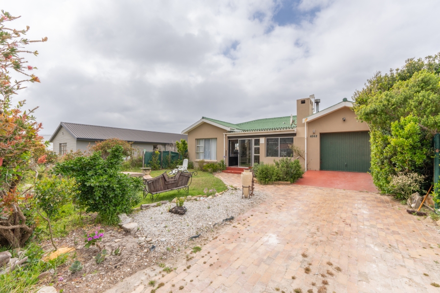 2 Bedroom Property for Sale in Bettys Bay Western Cape